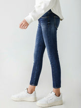 Cargar imagen en el visor de la galería, Jeans Lonia
