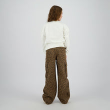 Lade das Bild in den Galerie-Viewer, Sweater Nisanne
