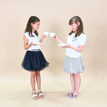 Lade das Bild in den Galerie-Viewer, Sweater Karlijn
