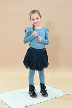 Lade das Bild in den Galerie-Viewer, Petticoat Savannah
