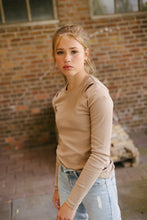Lade das Bild in den Galerie-Viewer, Longsleeve Rana
