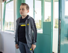 Lade das Bild in den Galerie-Viewer, T-shirt  Oliver
