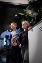 Afbeelding in Gallery-weergave laden, Sweater Hero
