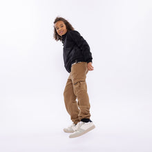 Lade das Bild in den Galerie-Viewer, Joggingbroek Loose Fit O56159
