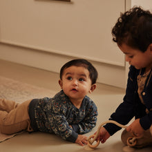 Lade das Bild in den Galerie-Viewer, Sweater O56651
