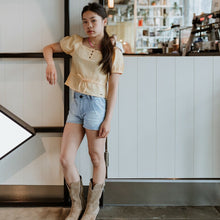 Cargar imagen en el visor de la galería, Jeans Shorts P54003
