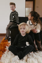 Cargar imagen en el visor de la galería, Sweater Perry
