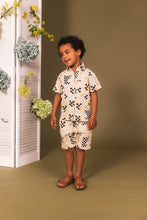 Lade das Bild in den Galerie-Viewer, Shirt Frans
