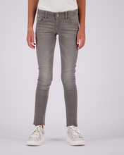 Lade das Bild in den Galerie-Viewer, Jeans Amia Cropped
