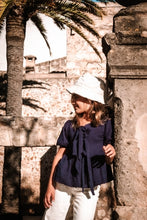 Cargar imagen en el visor de la galería, Blouse Tessa
