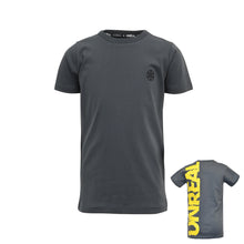 Lade das Bild in den Galerie-Viewer, T-shirt Olav
