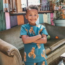 Cargar imagen en el visor de la galería, Relaxed Tee
